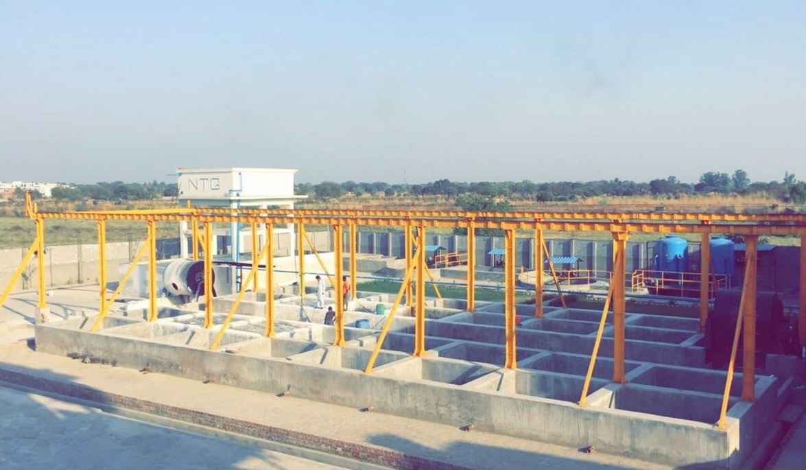 Technical Grade Gelatin Powder — drum roller forming process